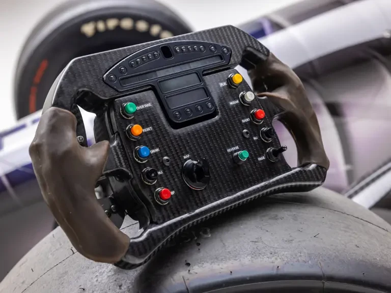 2013 Dallara - Image 14 of 31