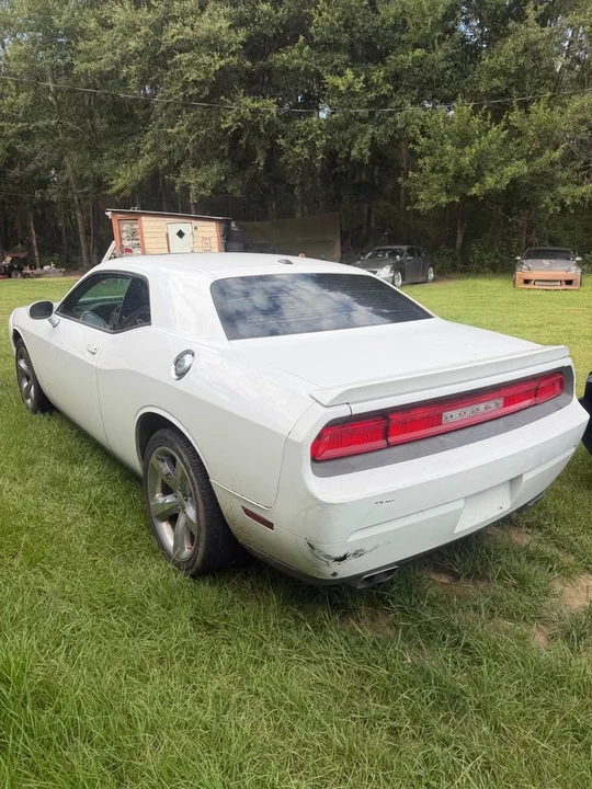 2013 Dodge Challenger 3rd Gen - Image 7 of 9