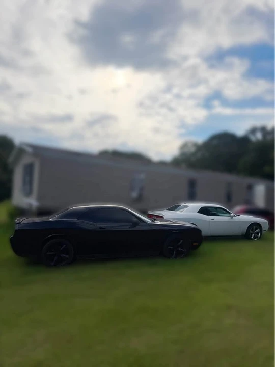 2013 Dodge Challenger 3rd Gen - Image 2 of 9
