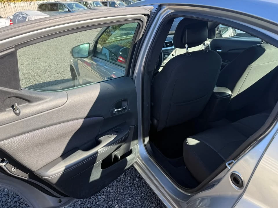2013 Dodge Avenger Sedan - Image 11 of 15