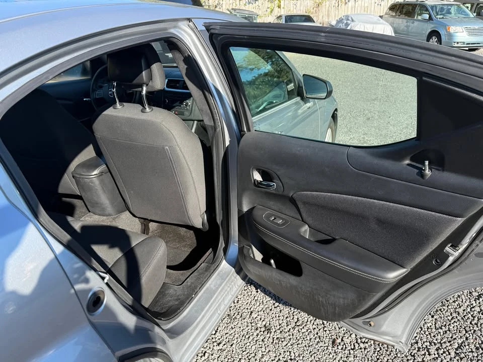2013 Dodge Avenger Sedan - Image 10 of 15