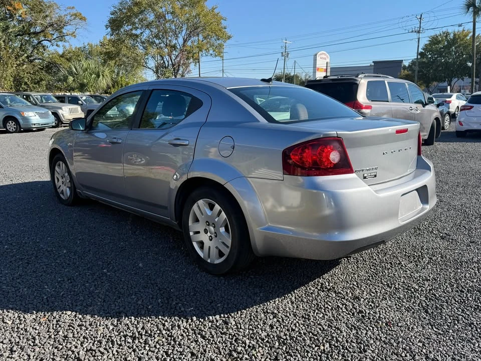 2013 Dodge Avenger Sedan - Image 7 of 15