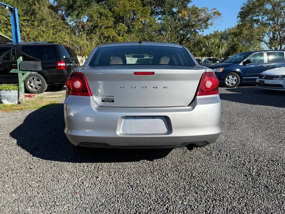 2013 Dodge Avenger Sedan - Image 6 of 15