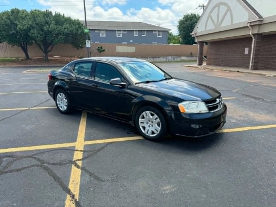 2013 Dodge Avenger Sedan - Image 5 of 9
