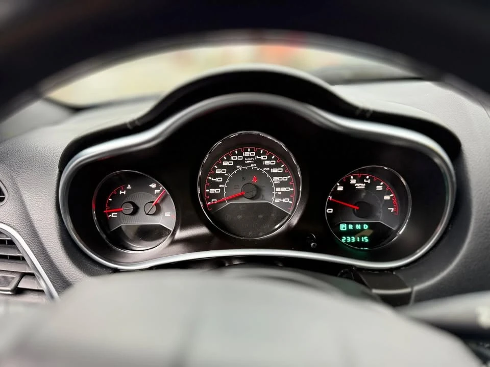 2013 Dodge Avenger Sedan - Image 9 of 10