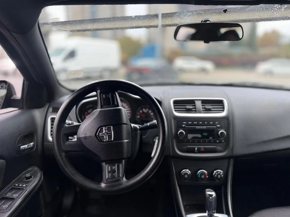 2013 Dodge Avenger Sedan - Image 8 of 10