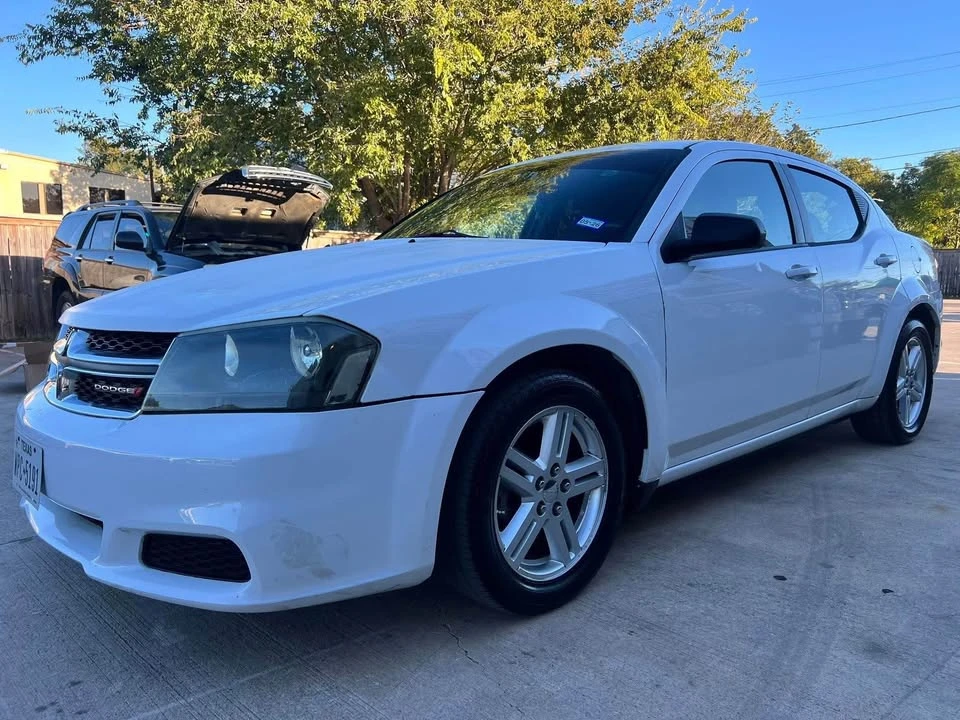 2013 Dodge Avenger Sedan - Image 2 of 6