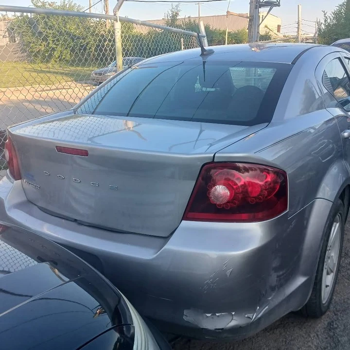 2013 Dodge Avenger Sedan - Image 2 of 4