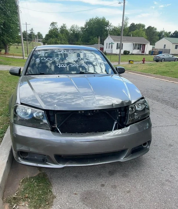 2013 Dodge Avenger Sedan - Image 3 of 11