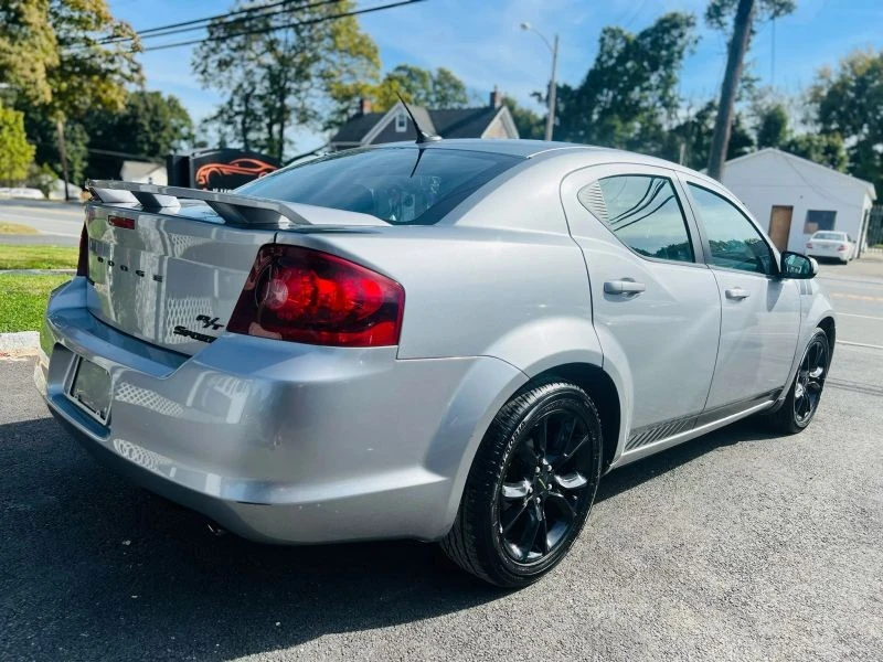 2013 Dodge Avenger Sedan - Image 5 of 12