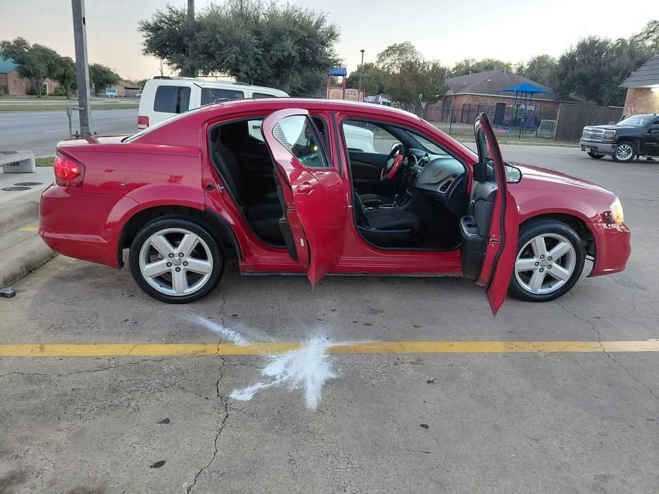 2013 Dodge Avenger Sedan - Image 3 of 6