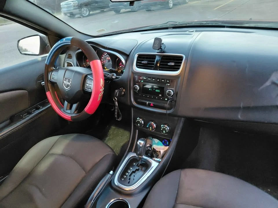 2013 Dodge Avenger Sedan - Image 4 of 6
