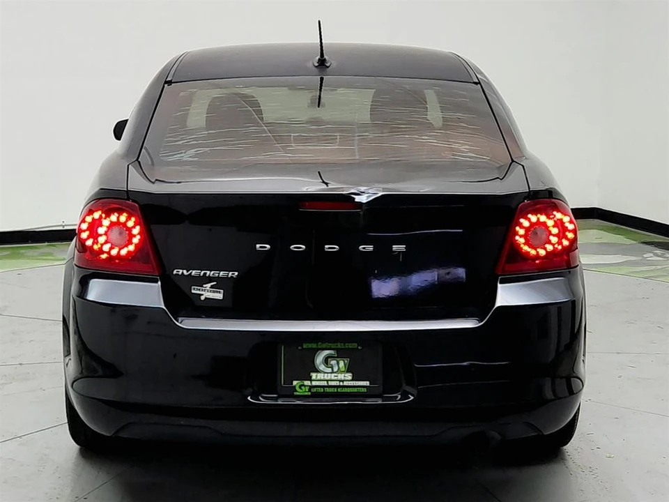 2013 Dodge Avenger Sedan - Image 6 of 12