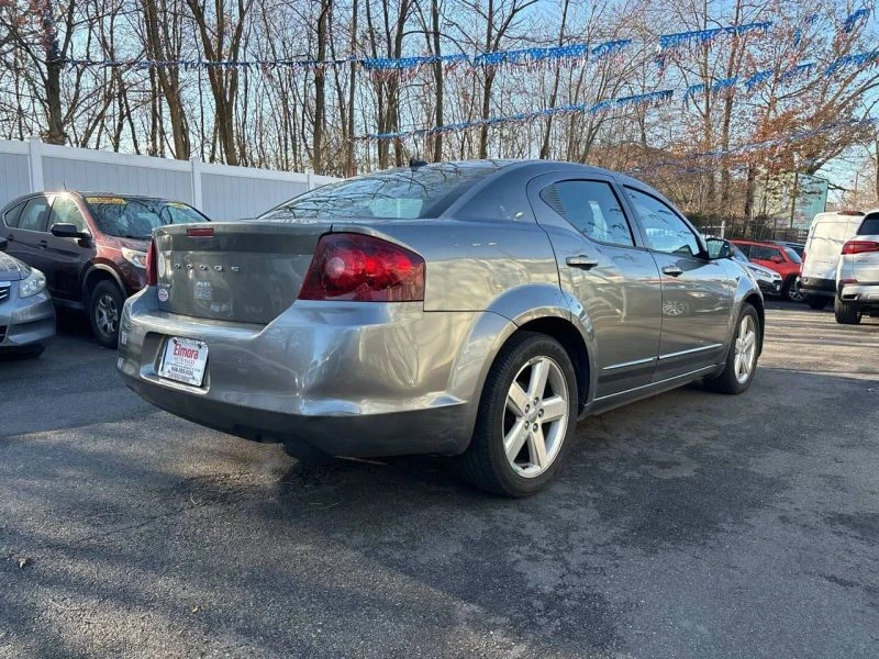 2013 Dodge Avenger Sedan - Image 6 of 12