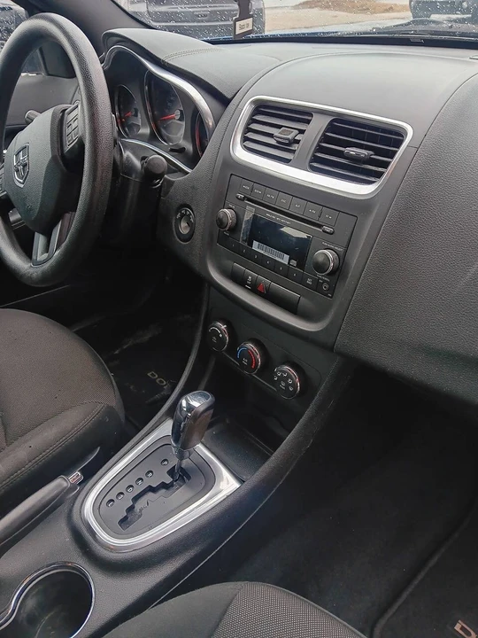 2013 Dodge Avenger Sedan - Image 4 of 9
