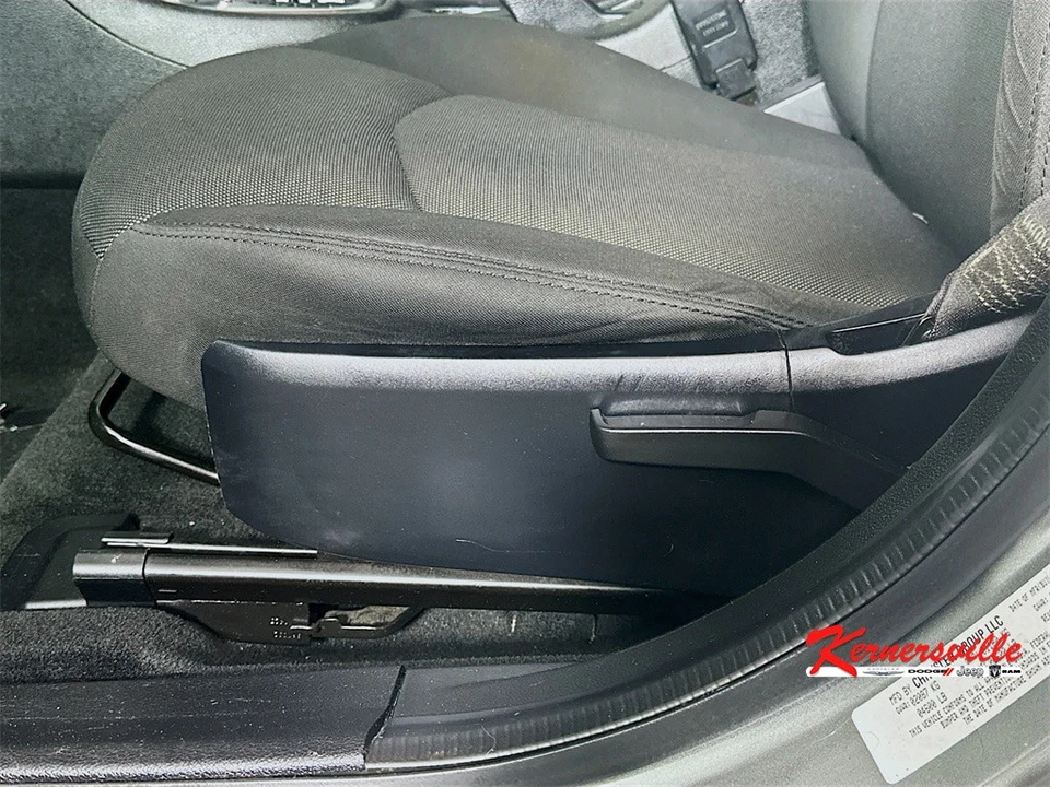 2013 Dodge Avenger Sedan - Image 21 of 21