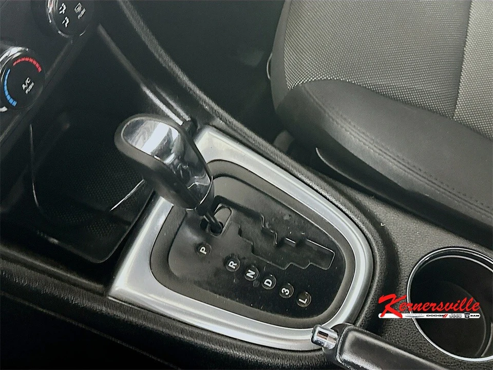 2013 Dodge Avenger Sedan - Image 16 of 21