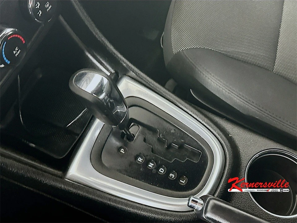 2013 Dodge Avenger Sedan - Image 16 of 21