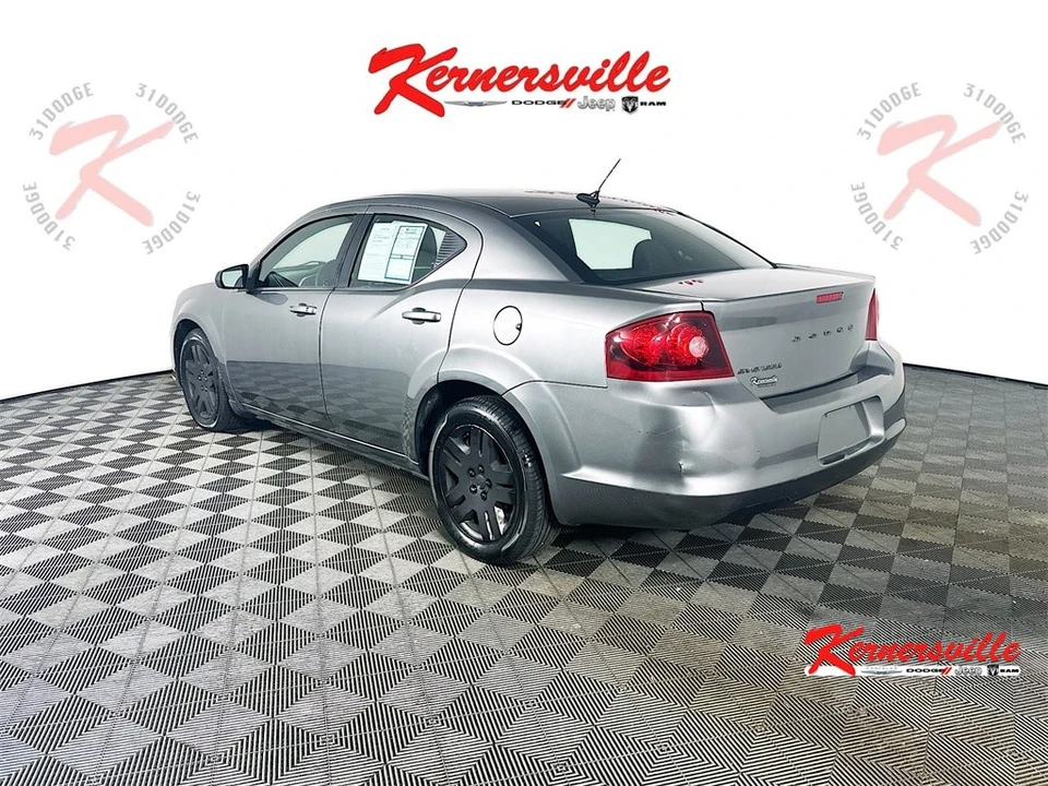 2013 Dodge Avenger Sedan - Image 5 of 12