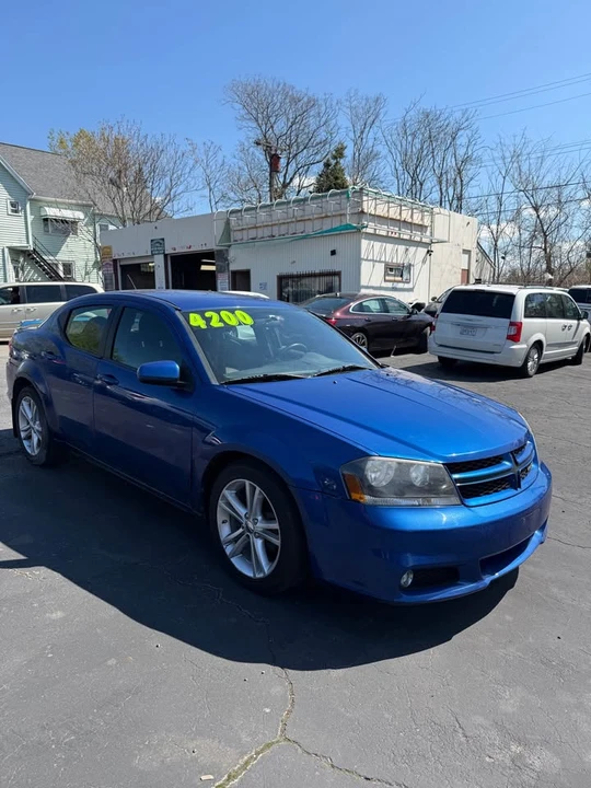 2013 Dodge Avenger Sedan - Image 4 of 10