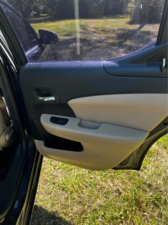 2013 Dodge Avenger Sedan - Image 7 of 9