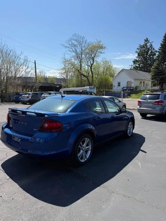 2013 Dodge Avenger Sedan - Image 8 of 10