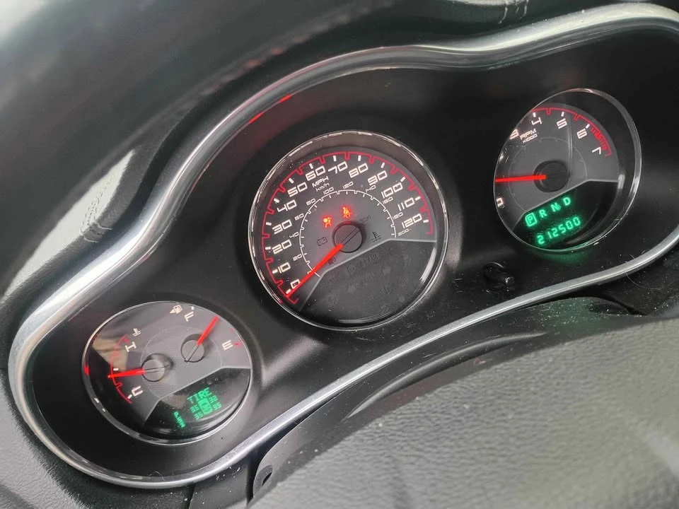 2013 Dodge Avenger Sedan - Image 6 of 7