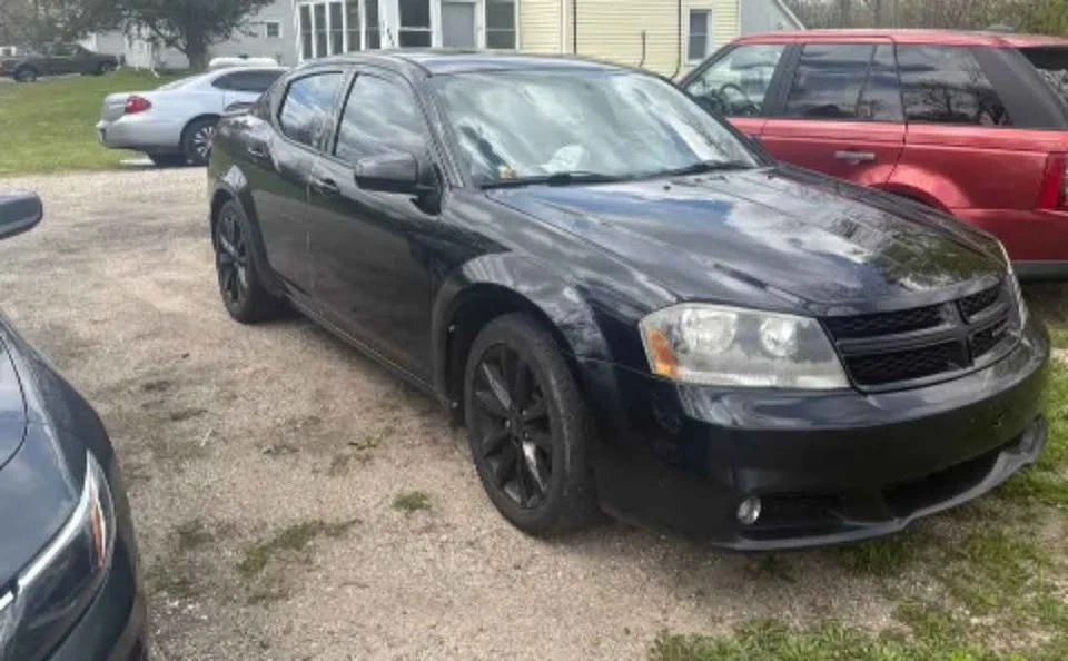 2013 Dodge Avenger Sedan - Image 3 of 7