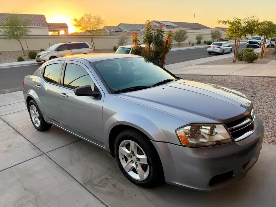 2013 Dodge Avenger Sedan - Image 2 of 5