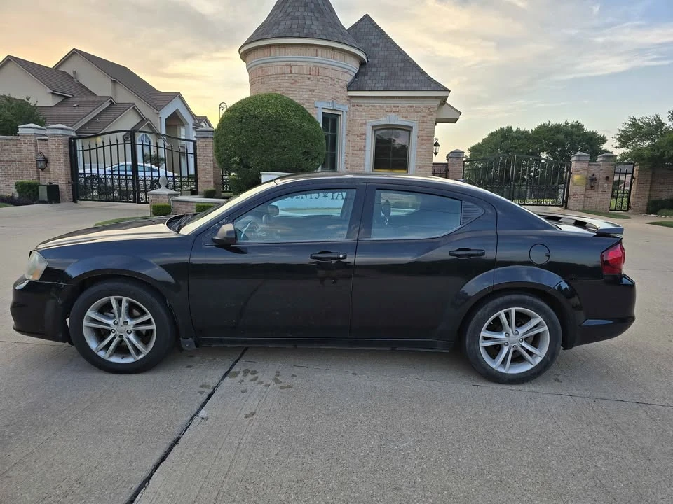 2013 Dodge Avenger Sedan - Image 16 of 19