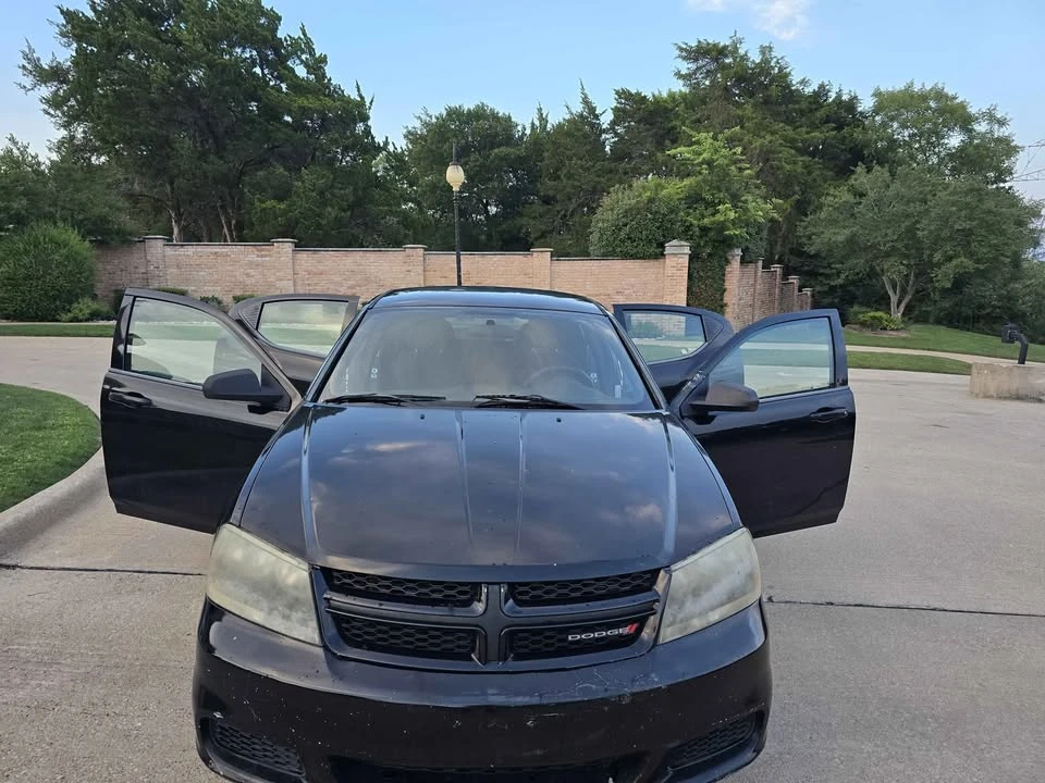2013 Dodge Avenger Sedan - Image 4 of 19