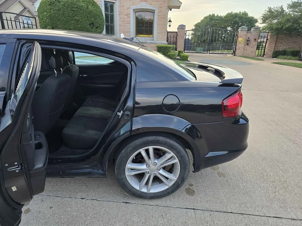 2013 Dodge Avenger Sedan - Image 12 of 19
