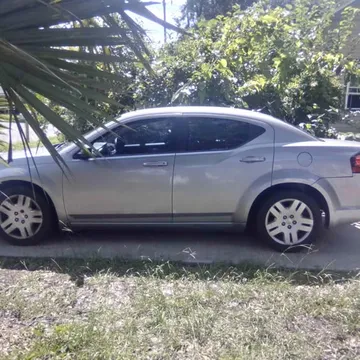 2013 Dodge Avenger SE Sedan 4D