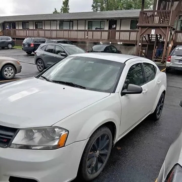 2013 Dodge Avenger SE Sedan 4D