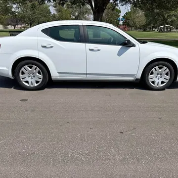 2013 Dodge Avenger SE Sedan 4D
