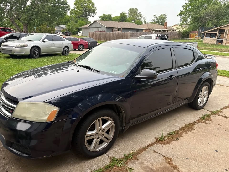 2013 Dodge Avenger Sedan - Image 3 of 9