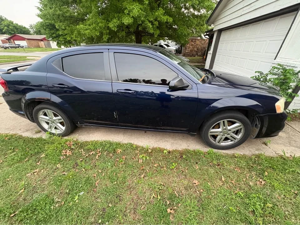 2013 Dodge Avenger Sedan - Image 6 of 9