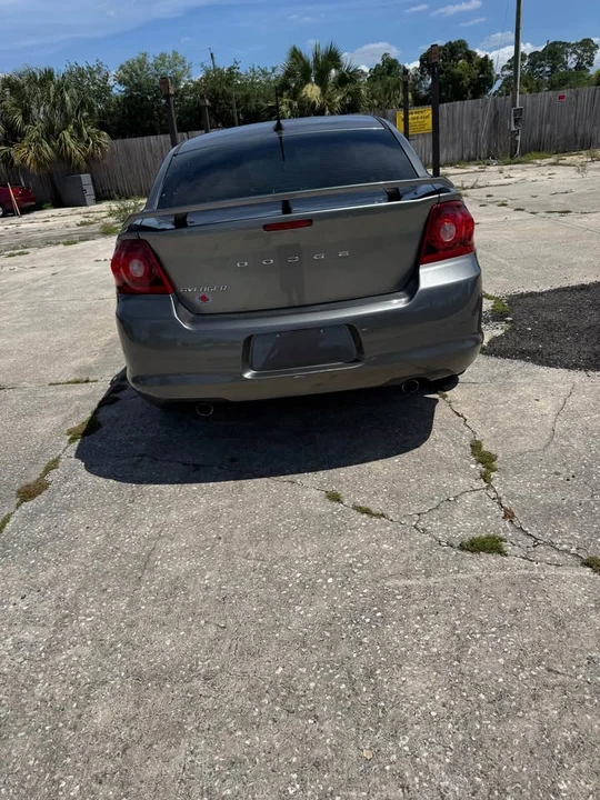 2013 Dodge Avenger Sedan - Image 3 of 17
