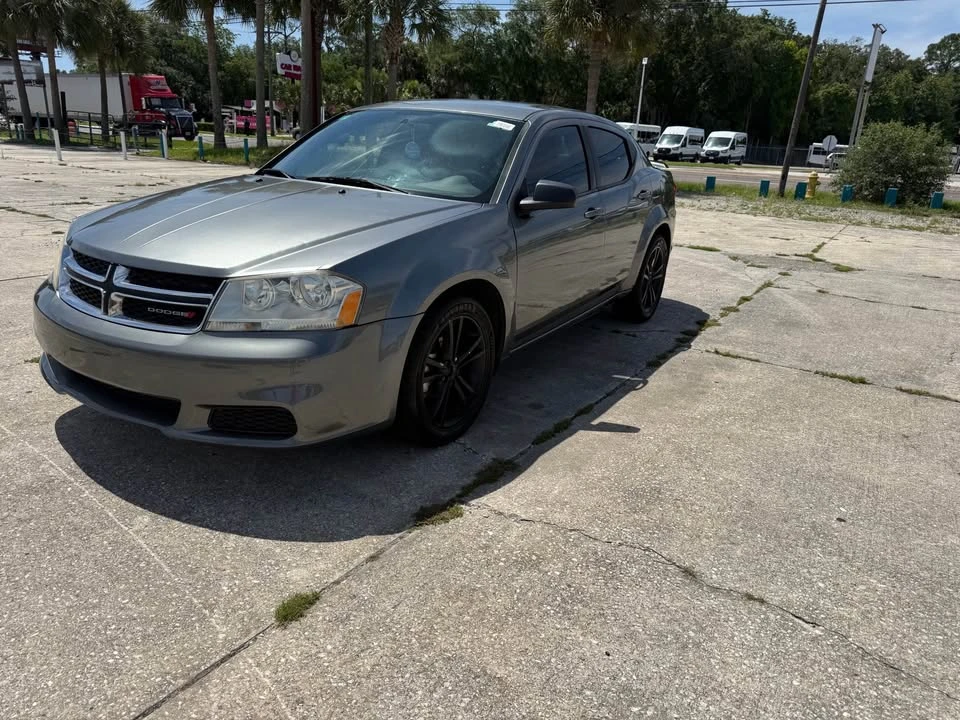 2013 Dodge Avenger Sedan - Image 6 of 17