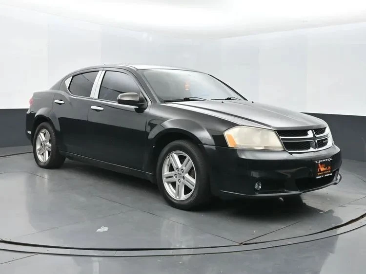 2013 Dodge Avenger Sedan - Image 2 of 12