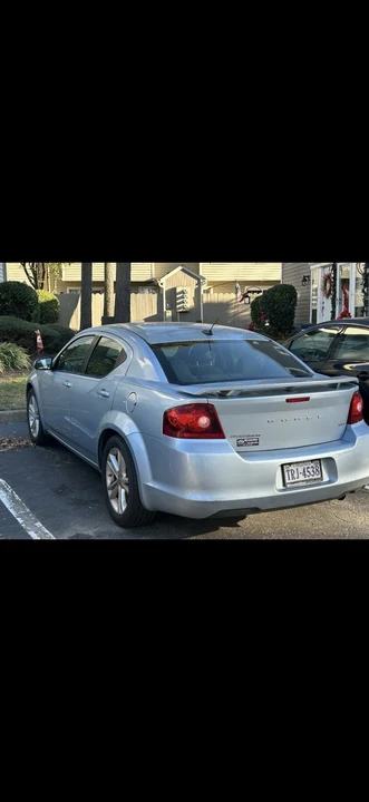 2013 Dodge Avenger Sedan - Image 2 of 5