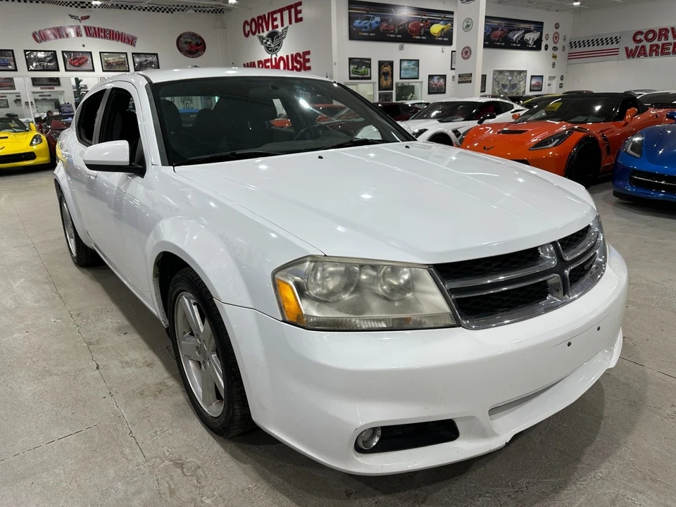 2013 Dodge Avenger Sedan - Image 5 of 11