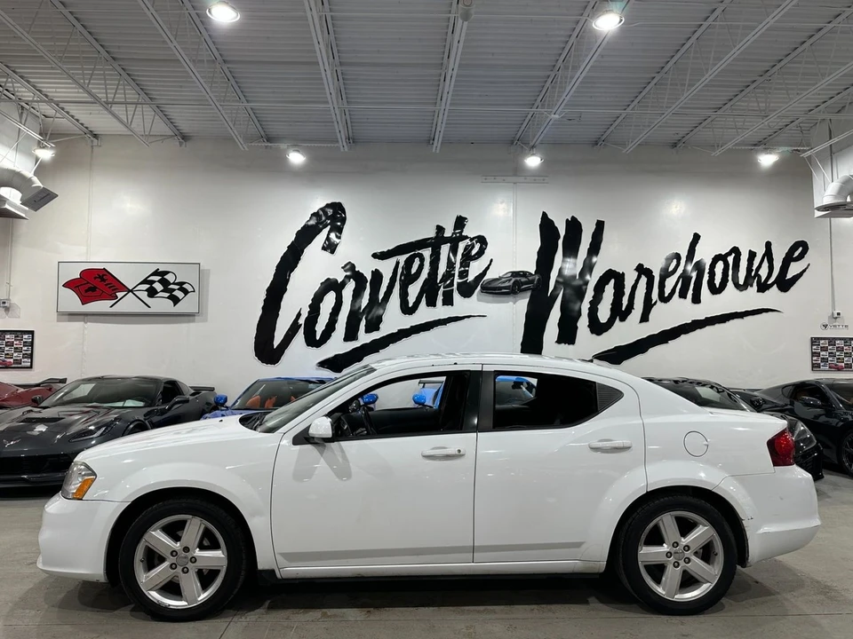 2013 Dodge Avenger Sedan - Image 2 of 11