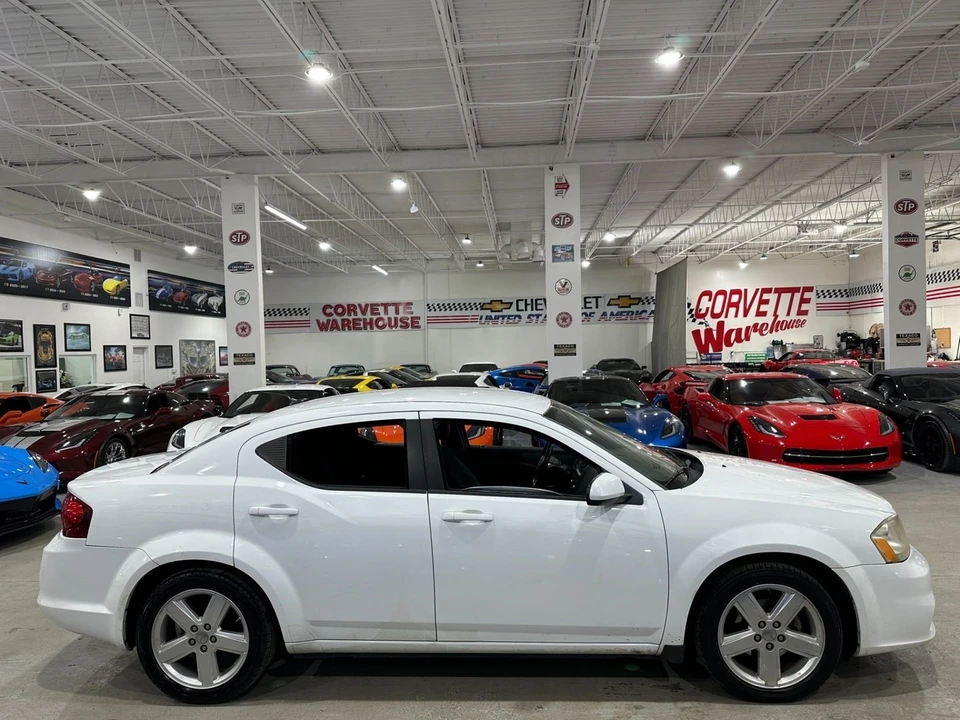 2013 Dodge Avenger Sedan - Image 6 of 11