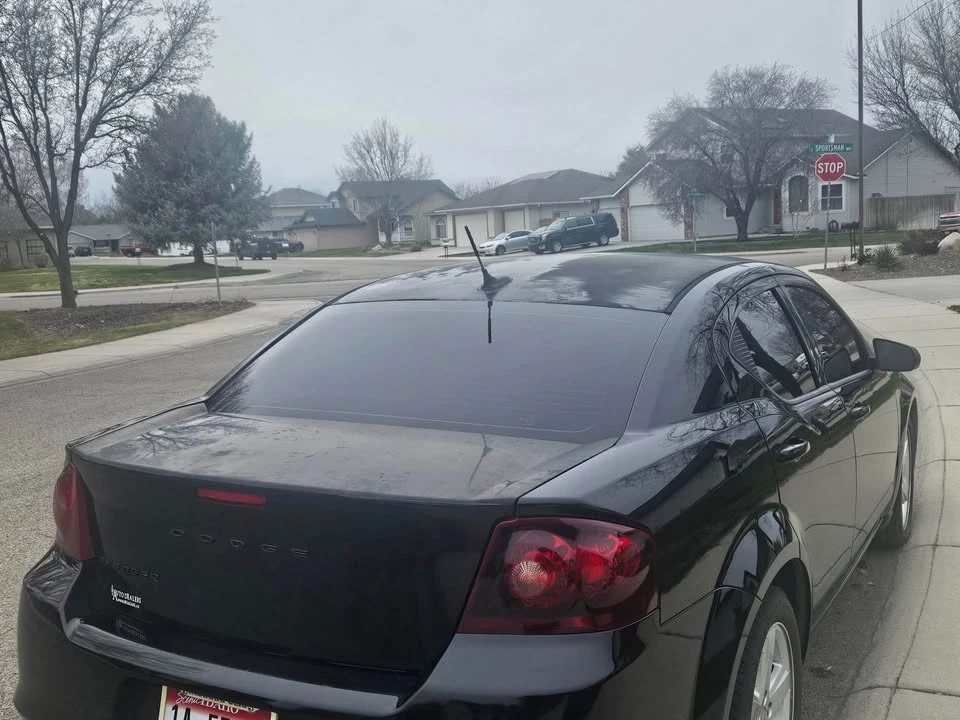 2013 Dodge Avenger Sedan - Image 4 of 11