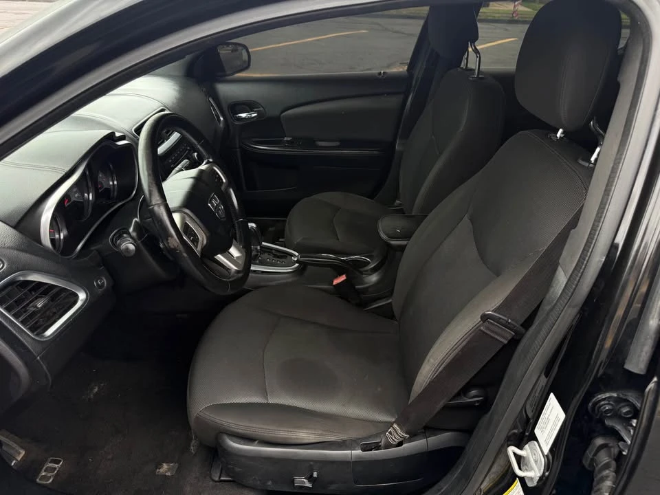 2013 Dodge Avenger Sedan - Image 5 of 9