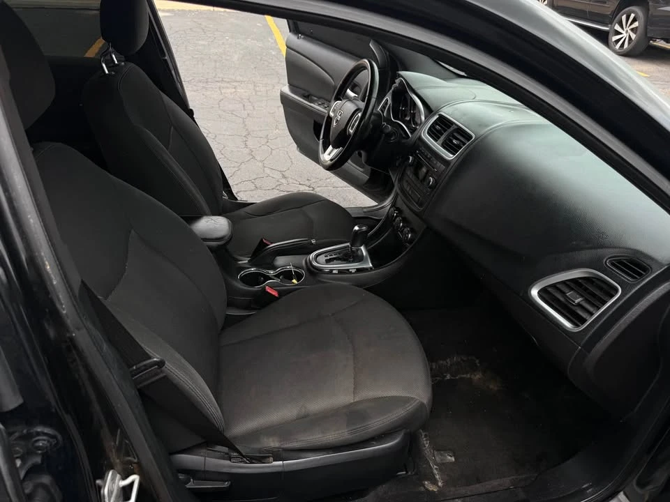 2013 Dodge Avenger Sedan - Image 6 of 9