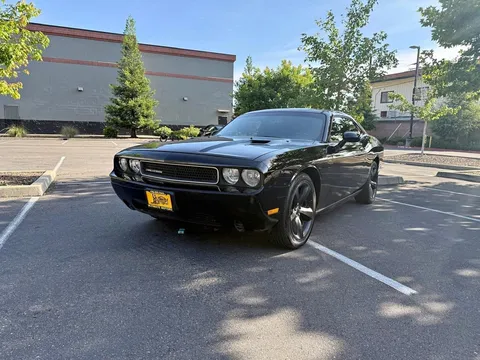 2013 Dodge Challenger SXT
