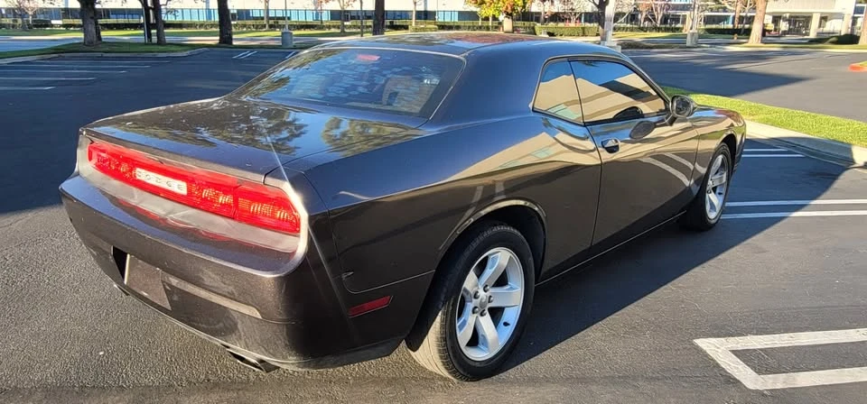 2013 Dodge Challenger 3rd Gen - Image 6 of 20