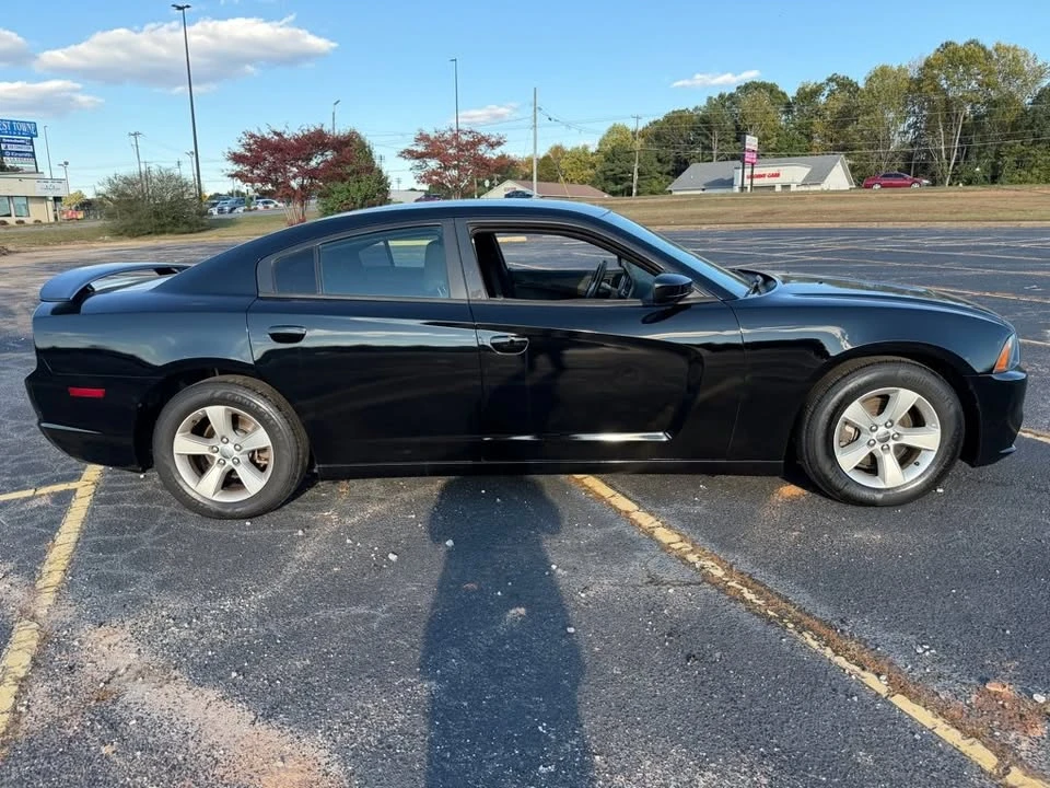 2013 Dodge Charger 7th Gen - Image 3 of 7